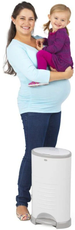 Korbell Mint Nappy Disposal System Luieremmer M250DSM 18 Korbell Mint Nappy Disposal System Luieremmer M250DSM -Baby Thuis Verkoop 27498 korbell luieremmer sfeerfoto 2