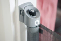 Lionelo Tulia White Oprolhek LO-TULIA WHITE 12 Lionelo Tulia White Oprolhek LO-TULIA WHITE -Baby Thuis Verkoop Lionelo Tulia Grey Veiligheidshek LO TULIA GREY 4