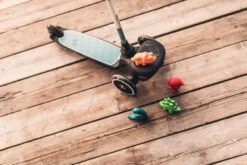 Scoot And Ride Led Steel Highwaykick 2 Step SR-96527 16 Scoot And Ride Led Steel Highwaykick 2 Step SR-96527 -Baby Thuis Verkoop Scoot and Ride Led Steel Highwaykick 2 Step SR 96527 .sfeer 2