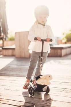 Scoot And Ride Zebra Highwaykick 2 Step SR-96523 -Baby Thuis Verkoop Scoot and Ride Zebra Highwaykick 2 Step SR 96523 .sfeer 3