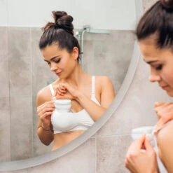 Baby Ono Shelly Hands-Free Elektrische Borstkolf 1000 -Baby Thuis Verkoop baby ono shelly hands free elektrische borstkolf 1000 3 sfeerfoto