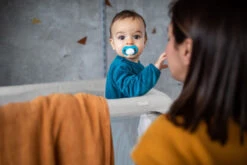 Babygo Groovy Grijs Campingbedje Incl. Bodemverhoger 4551 -Baby Thuis Verkoop babygo groovy grijs campingbedje incl. bodemverhoger 11