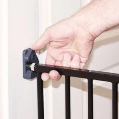 Babygo Safety BabySecure Wallfix Black Traphek 4062 -Baby Thuis Verkoop babygo safety babysecure wallfi3 black traphek 4062 x 1 1