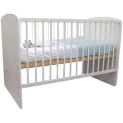 Babykamer Jasper: Ledikant, Commode En 2-Deurskast -Baby Thuis Verkoop babykamer jasper ledikant commode en 2 deurskast 4 1