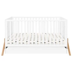 Bellamy Lotta Snow Babykamer: Ledikant/Juniorbed En Commode -Baby Thuis Verkoop bellamy lotta snow 70 x 140 cm ledikant juniorbed lobilo70 2 1
