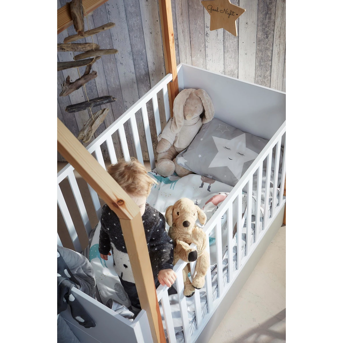 Bellamy Pinette Babykamer: Ledikant/Juniorbed, Commode En 2-Deurskast 22 Bellamy Pinette Babykamer: Ledikant/Juniorbed, Commode En 2-Deurskast - Afbeelding 20