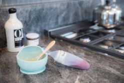 Bo Jungle B-Food Dispenser Grijs Knijpzakje B500630 -Baby Thuis Verkoop bo jungle b food dispenser grijs knijpzakje b500630 4