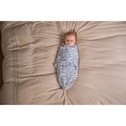 Bo Jungle B-Wrap White Tiger Small Wikkeldeken B172100 -Baby Thuis Verkoop bo jungle b wrap white tiger small wikkeldeken b172100 3