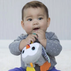 Infantino Cuddly Pinguin Bijtspeeltje BK-316329 15 Infantino Cuddly Pinguin Bijtspeeltje BK-316329 -Baby Thuis Verkoop infantino cuddly pinguin bijtspeeltje bk 316329 5