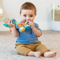 Infantino Go Gaga Playtime Pal Olifant Buggyspeeltje BK-216553 -Baby Thuis Verkoop infantino go gaga playtime pal olifant buggyspeeltje 2