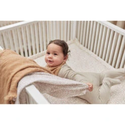 Jollein Dotted Biscuit 75 X 95 Cm Boxdek 018-512-66083 -Baby Thuis Verkoop jollein dotted biscuit 75 x 95 cm boxdek 018 512 66083 .sfeer3