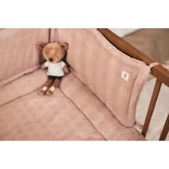 Jollein Grain Knit Wild Rose 30 X 180 Cm Bedbumper 004-895-67065 -Baby Thuis Verkoop jollein grain knit wild rose 30 x 180 cm bedbumper 004 895 67065 1