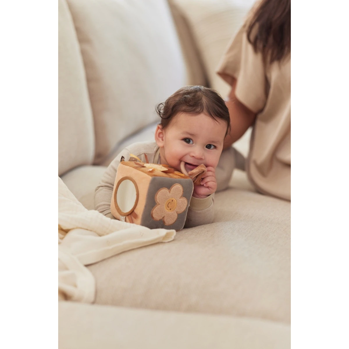 Jollein Spring Garden Activiteitenkubus 119-001-67018 9 Jollein Spring Garden Activiteitenkubus 119-001-67018 - Afbeelding 7