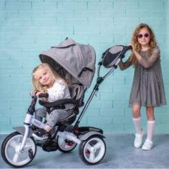 Lorelli Neo Grey Luxe Driewieler 1005033-2102 17 Lorelli Neo Grey Luxe Driewieler 1005033-2102 -Baby Thuis Verkoop lorelli neo grey luxe driewieler 1005033 2102 sfeer2 1920x1920 1