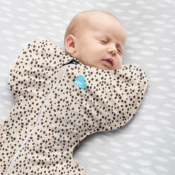 Love To Dream Swaddle Up 1.0 Animal Beige Medium 6-8.5 Kg Inbakerslaapzak L1001252BGEM 11 Love To Dream Swaddle Up 1.0 Animal Beige Medium 6-8.5 Kg Inbakerslaapzak L1001252BGEM -Baby Thuis Verkoop love to dream swaddle up 1.0 animal beige 3 1