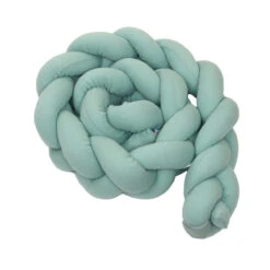 MamaLoes Amy Ajour Stonegreen 210 Cm Braided Bedbumper 84270 -Baby Thuis Verkoop mamaloes amy ajour stonegreen 210 cm braided bedbumper 84270 3