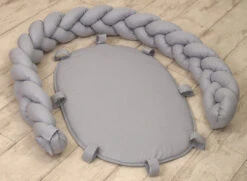 MamaLoes Amy Pure Grijs 2-in-1 Babynest En Braided Bedbumper 80661 -Baby Thuis Verkoop mamaloes amy pure grijs 2 in 1 babynest en braided bedbumper 80661 5