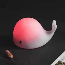 Eco Toys Dolfijn Oplaadbaar Nachtlampje HC500241 -Baby Thuis Verkoop mamaloes eco toys dolfijn kleuren nachtlampje hc500241 3