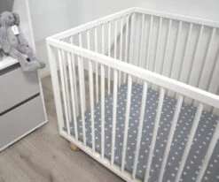 MamaLoes Grey/White Stars Boxdek W-388571 -Baby Thuis Verkoop mamaloes grey white stars boxdek w 388571