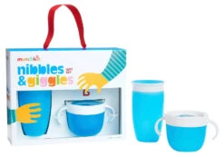 Munchkin Nibbles & Giggles Blue Gift Set 051877 11 Munchkin Nibbles & Giggles Blue Gift Set 051877 -Baby Thuis Verkoop munchkin nibbles giggles blue gift set 051877