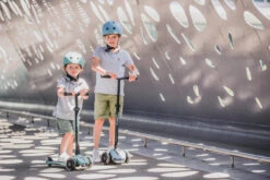 Scoot And Ride Steel Highwaykick 5 Step SR-96434 -Baby Thuis Verkoop scoot and ride steel highwaykick 5 step sfeer 3