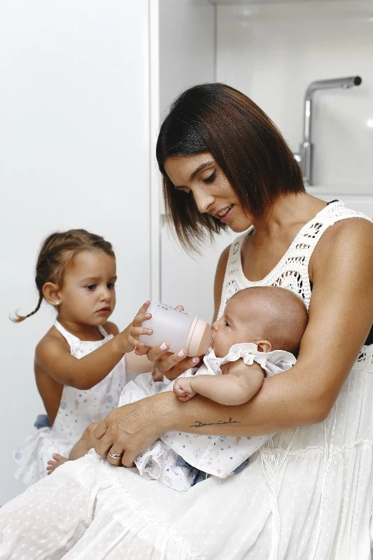 Suavinex Zero.Zero Anti-Colic Adaptable Flow Zuigfles 180ml SXZBRF049993 6 Suavinex Zero.Zero Anti-Colic Adaptable Flow Zuigfles 180ml SXZBRF049993 - Afbeelding 4