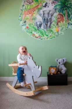 Tryco Neushoorn Houten Hobbeldier TR-353010 9 Tryco Neushoorn Houten Hobbeldier TR-353010 -Baby Thuis Verkoop tr 353010 tryco wooden rocking animals rhino 03 1920x1920