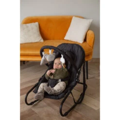 Tryco Koala Kyle Zwart Wipstoel TR-272701 18 Tryco Koala Kyle Zwart Wipstoel TR-272701 -Baby Thuis Verkoop tryco koala kyle zwart wipstoel tr 272701 sfeer1 1