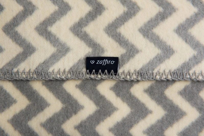 Zaffiro Grijs & Ecru Zigzag 75 X 100 Cm Wiegdeken 40771 5 Zaffiro Grijs & Ecru Zigzag 75 X 100 Cm Wiegdeken 40771 - Afbeelding 3